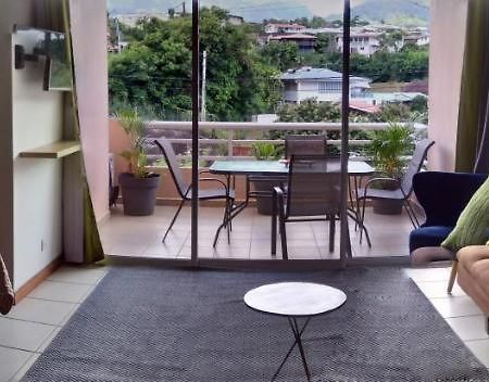 Orio Papeete centre apt w pool Buitenkant foto